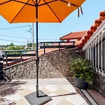 Birre House 펜션 카스카이스