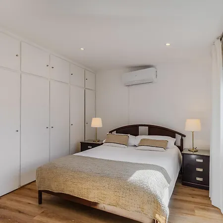 Birre House * Cascaes