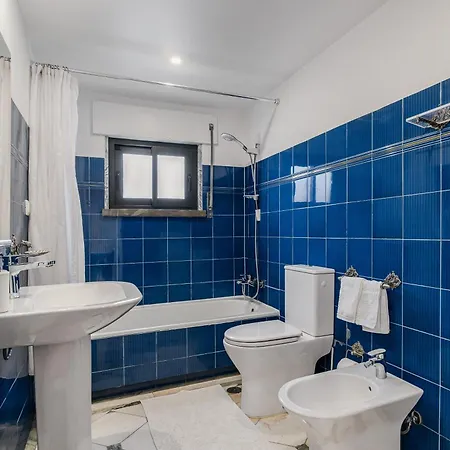 Holiday home Birre House Cascais